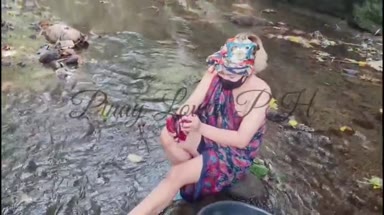 Bokep Indo Ngewe Istri Abis Cuci Baju Di Pinggir Sungai